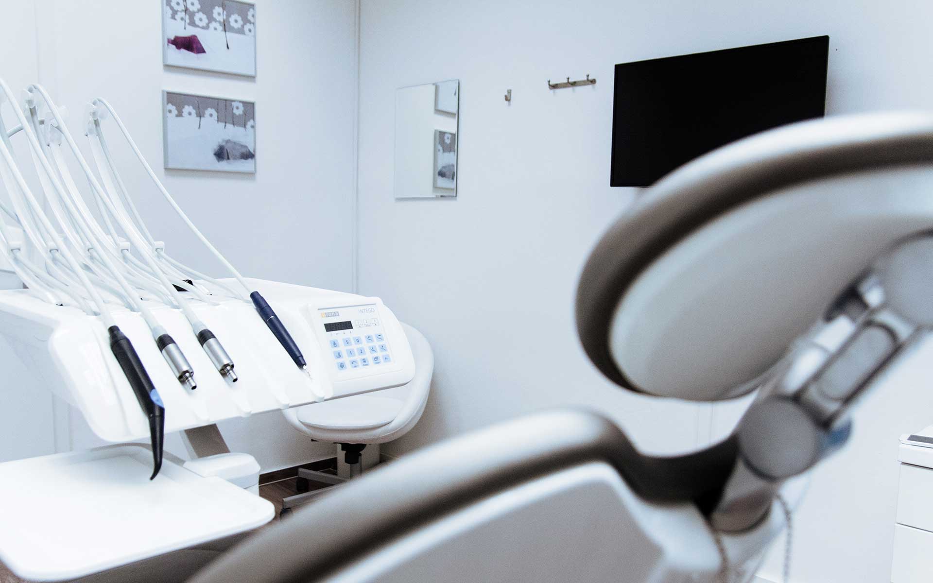 a dental machine in a treatment room